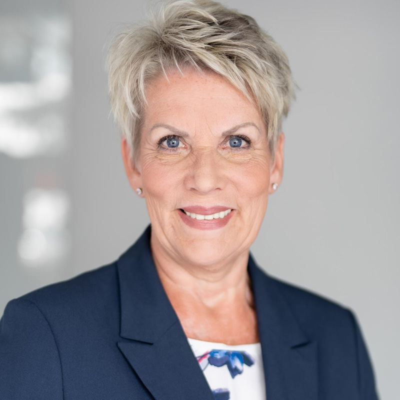  Christiane Moos